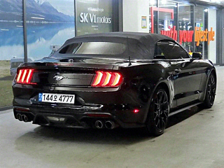 FORD MUSTANG 2018