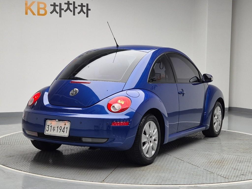 VOLKSWAGEN BEATLE 2008