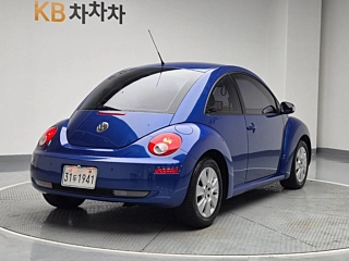 VOLKSWAGEN BEATLE 2008