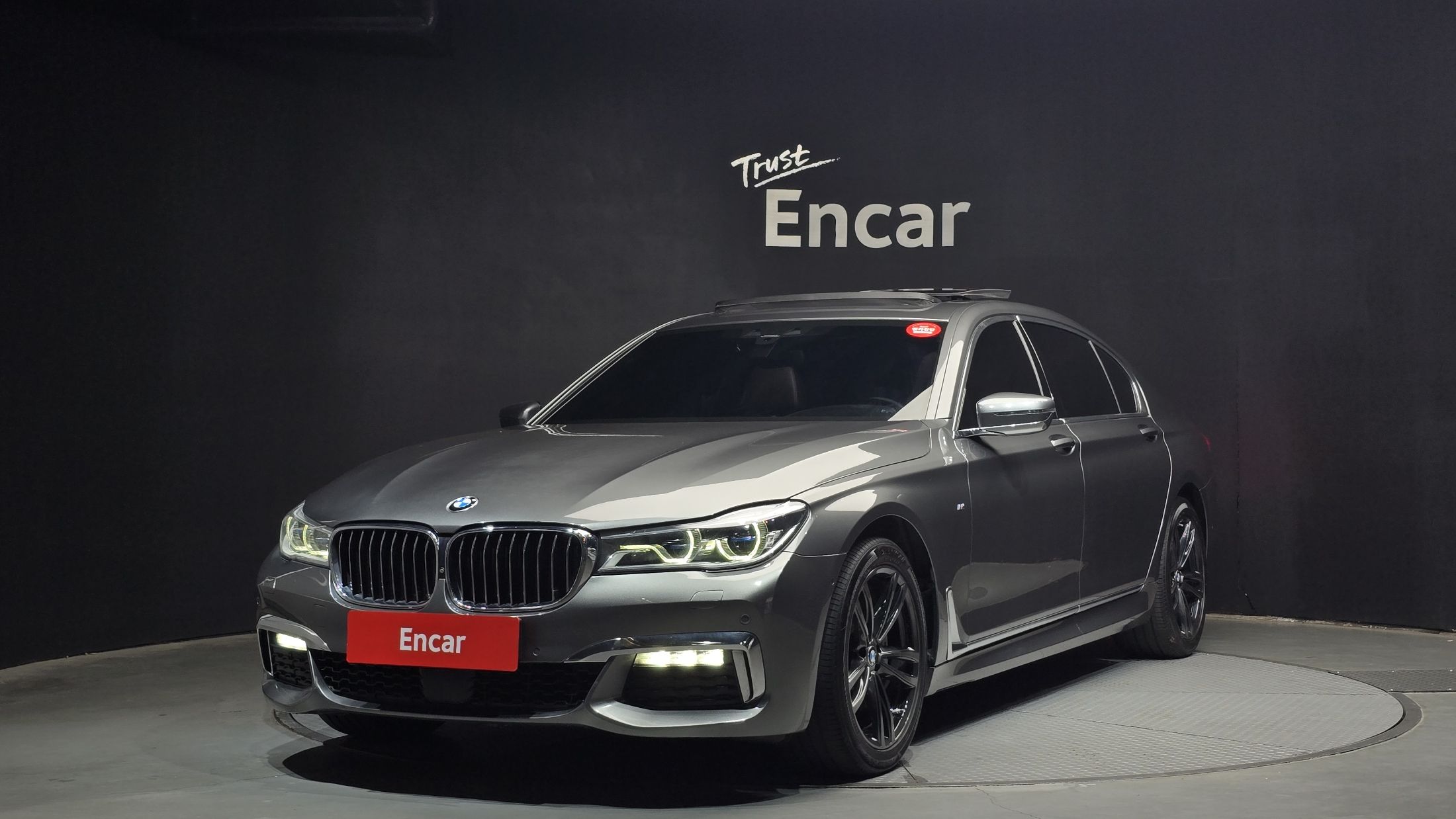 BMW 7-SERIES G11 2017