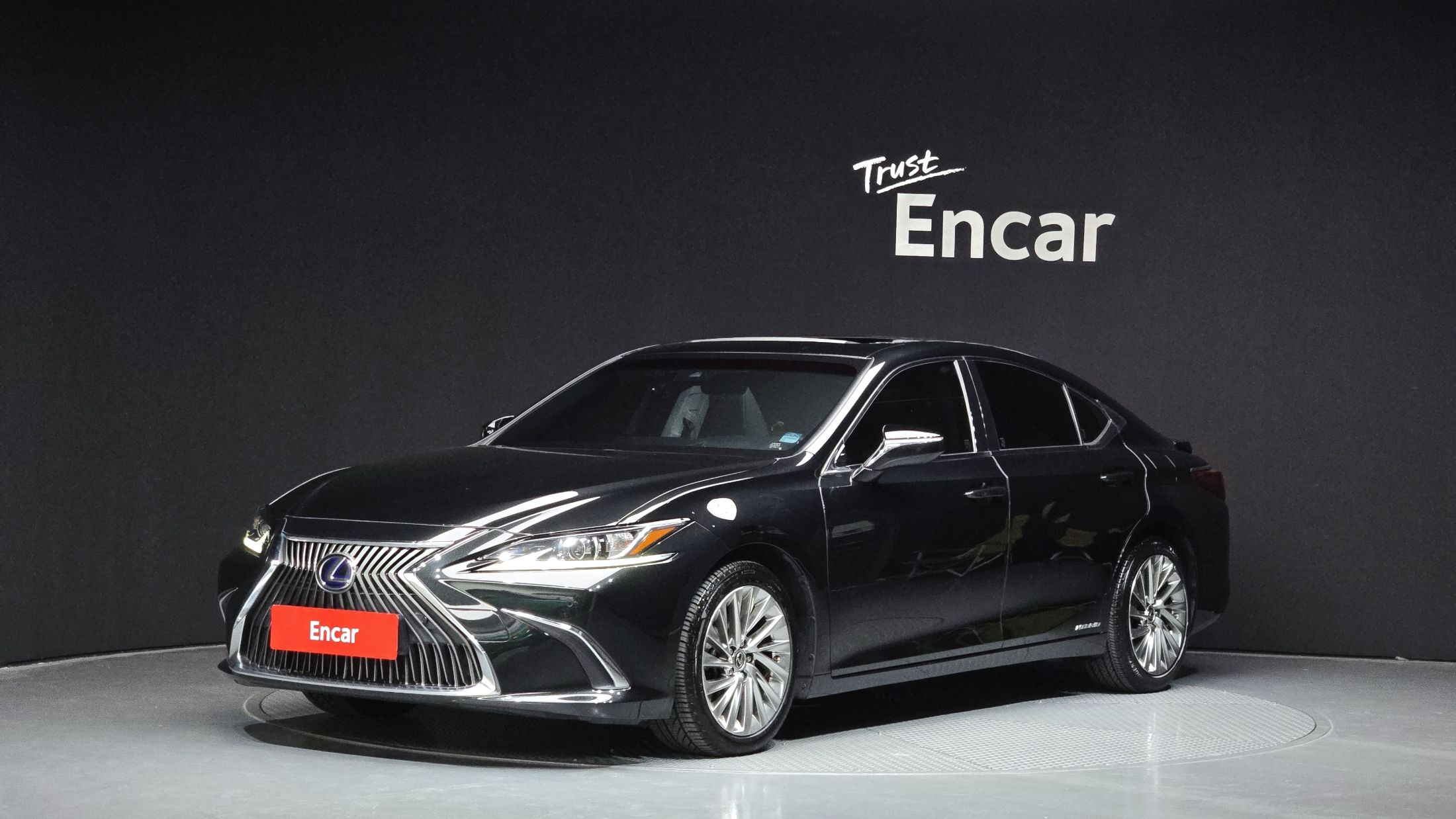 LEXUS ES300H 2019