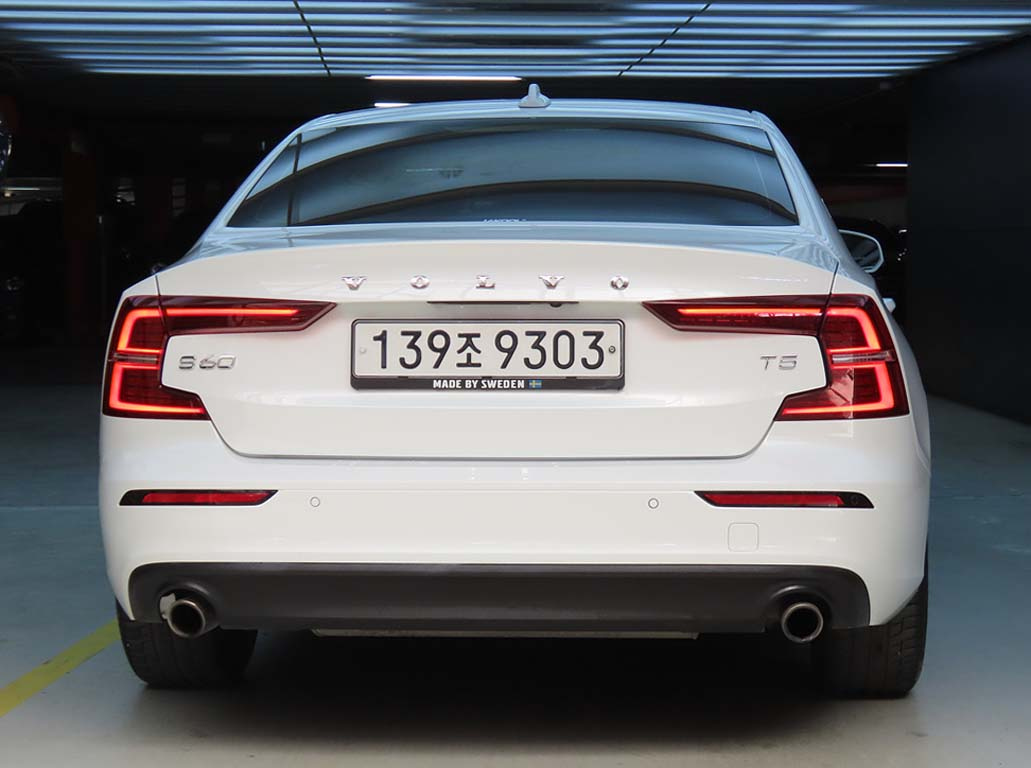 VOLVO S60 2019