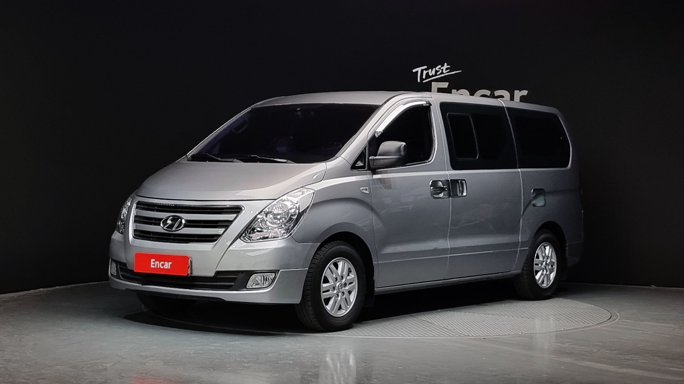 HYUNDAI STAREX GRAND 2016