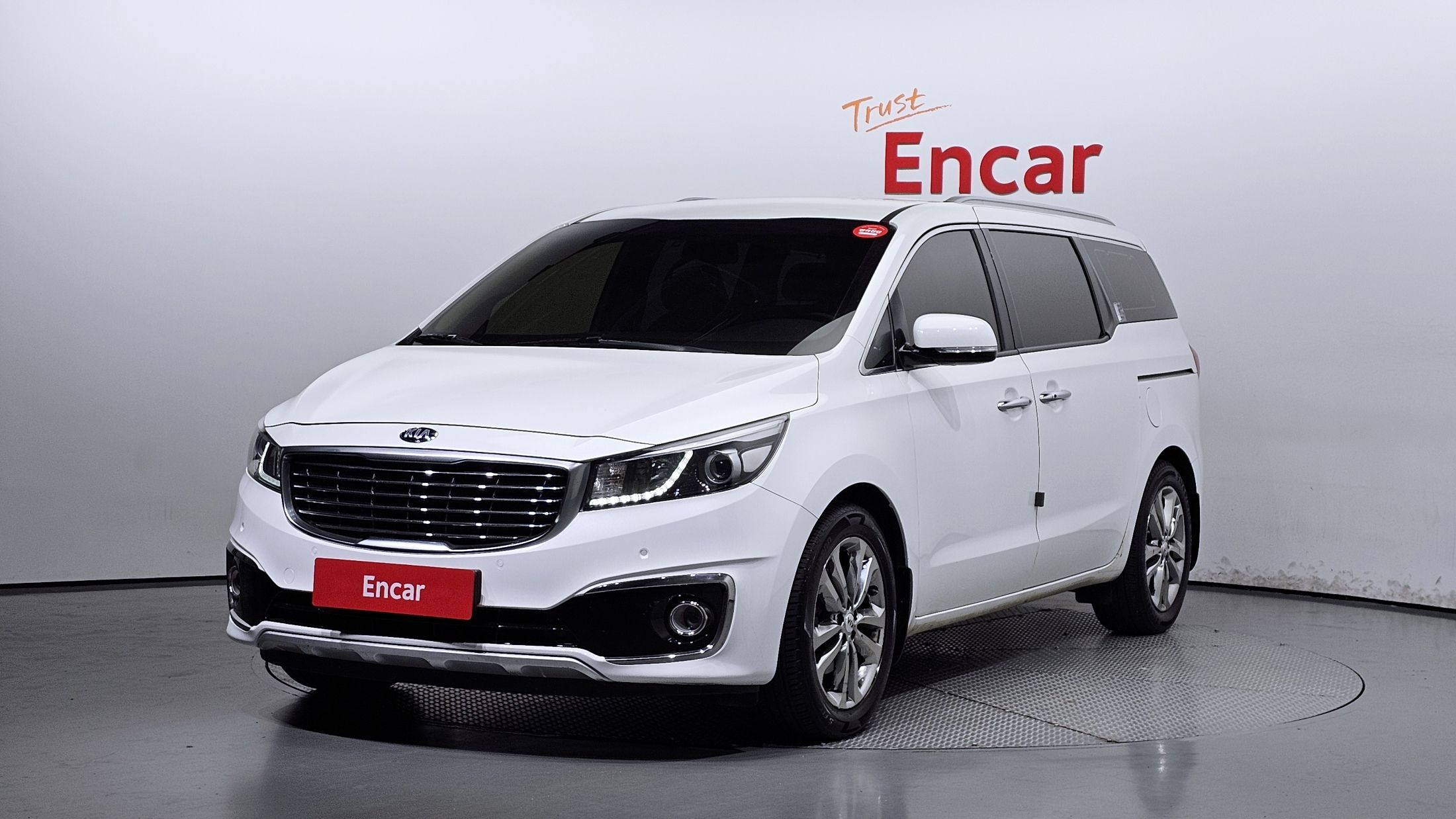 KIA CARNIVAL 2018