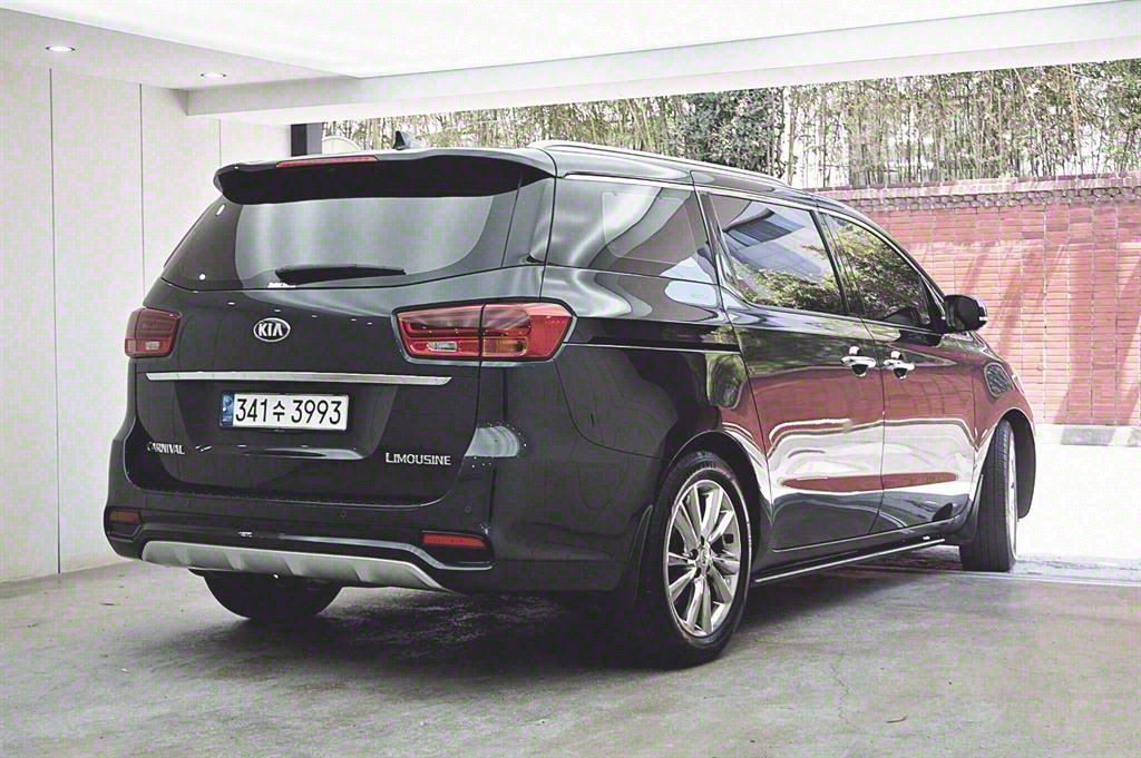 KIA CARNIVAL 2020