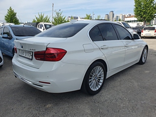 BMW 3-SERIES F30 2016