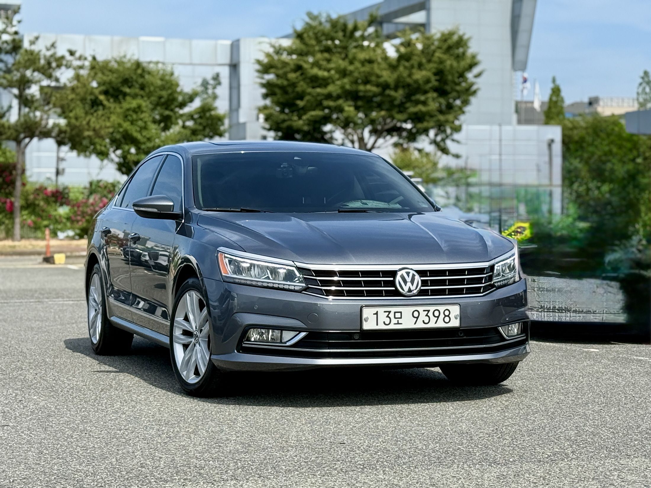 VOLKSWAGEN PASSAT