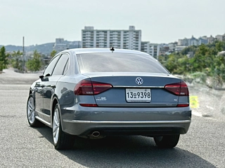 VOLKSWAGEN PASSAT 2018