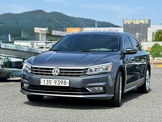 VOLKSWAGEN PASSAT 2018