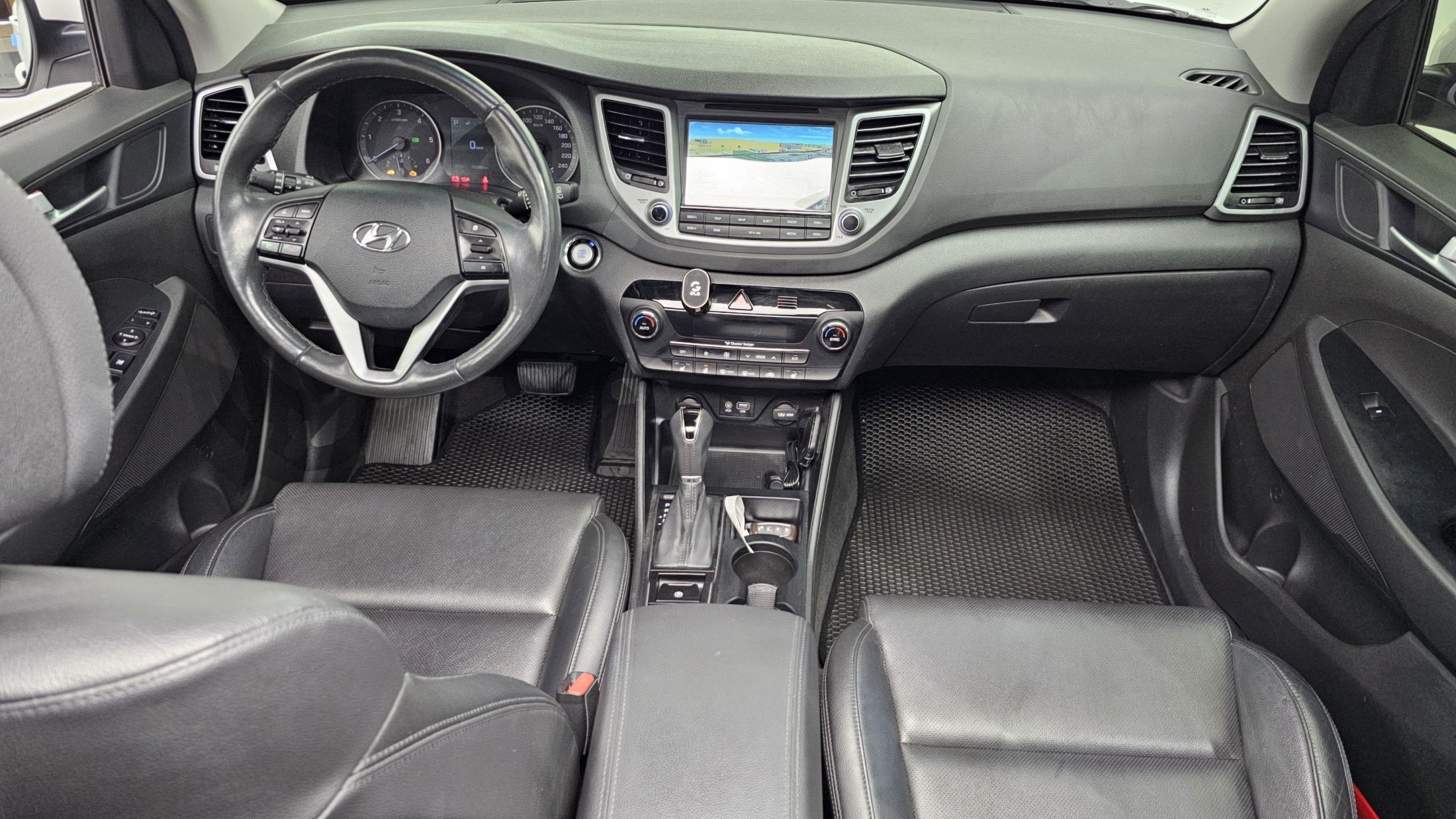 HYUNDAI TUCSON 2015