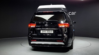 KIA CARNIVAL 2017
