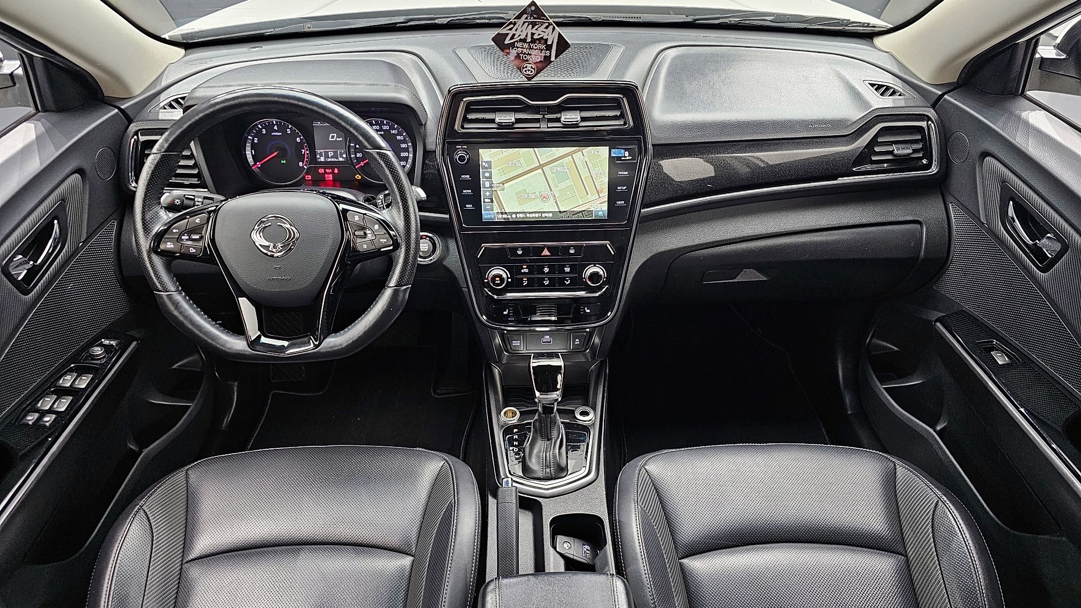 SSANGYONG TIVOLI VERY NEW 2020