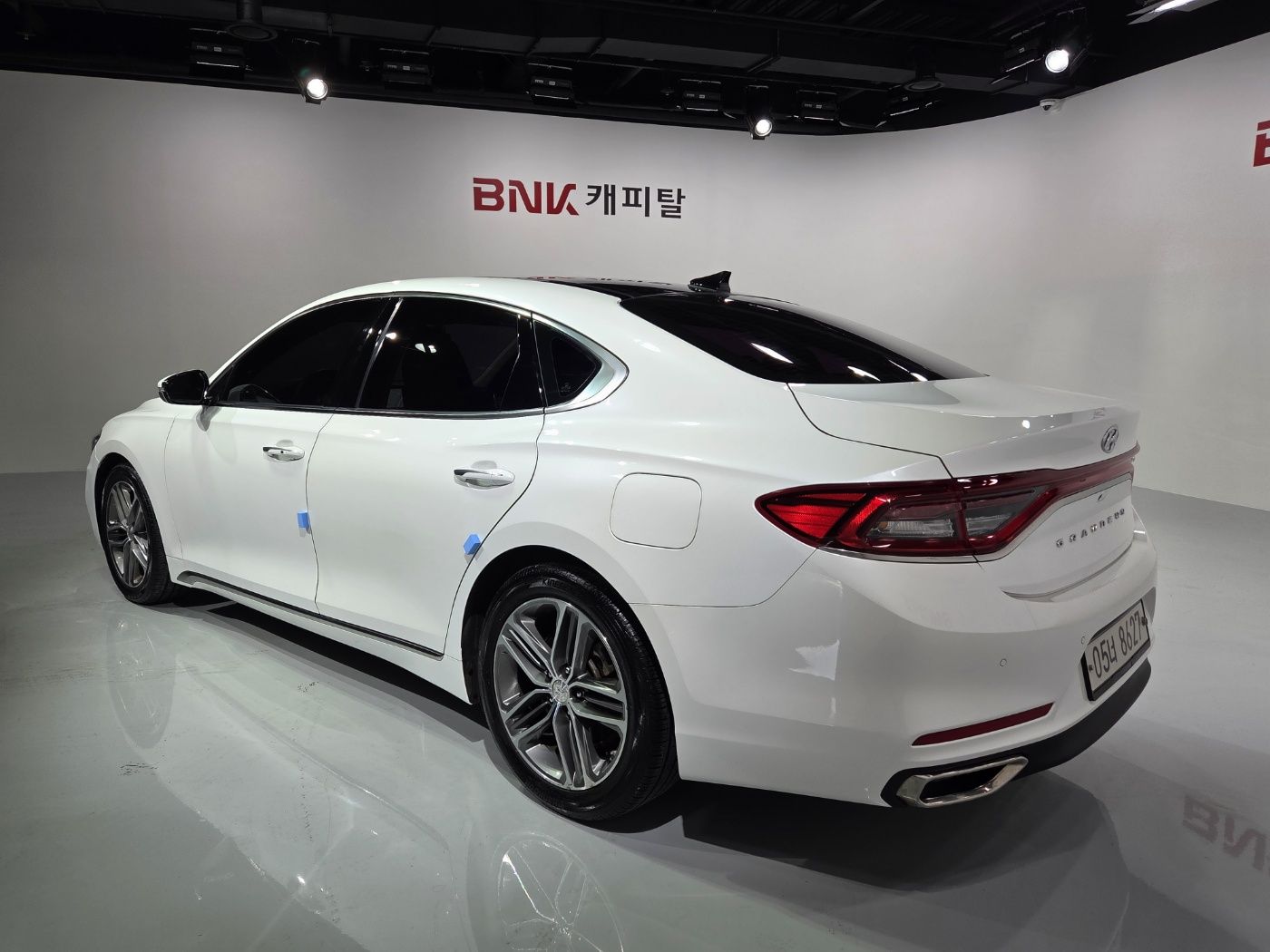 HYUNDAI GRANDEUR IG 2017