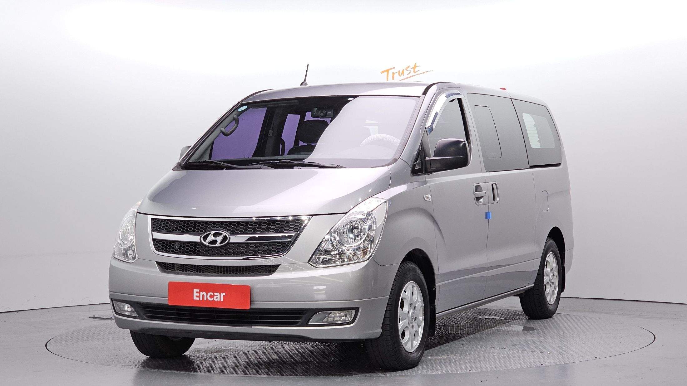 HYUNDAI STAREX GRAND