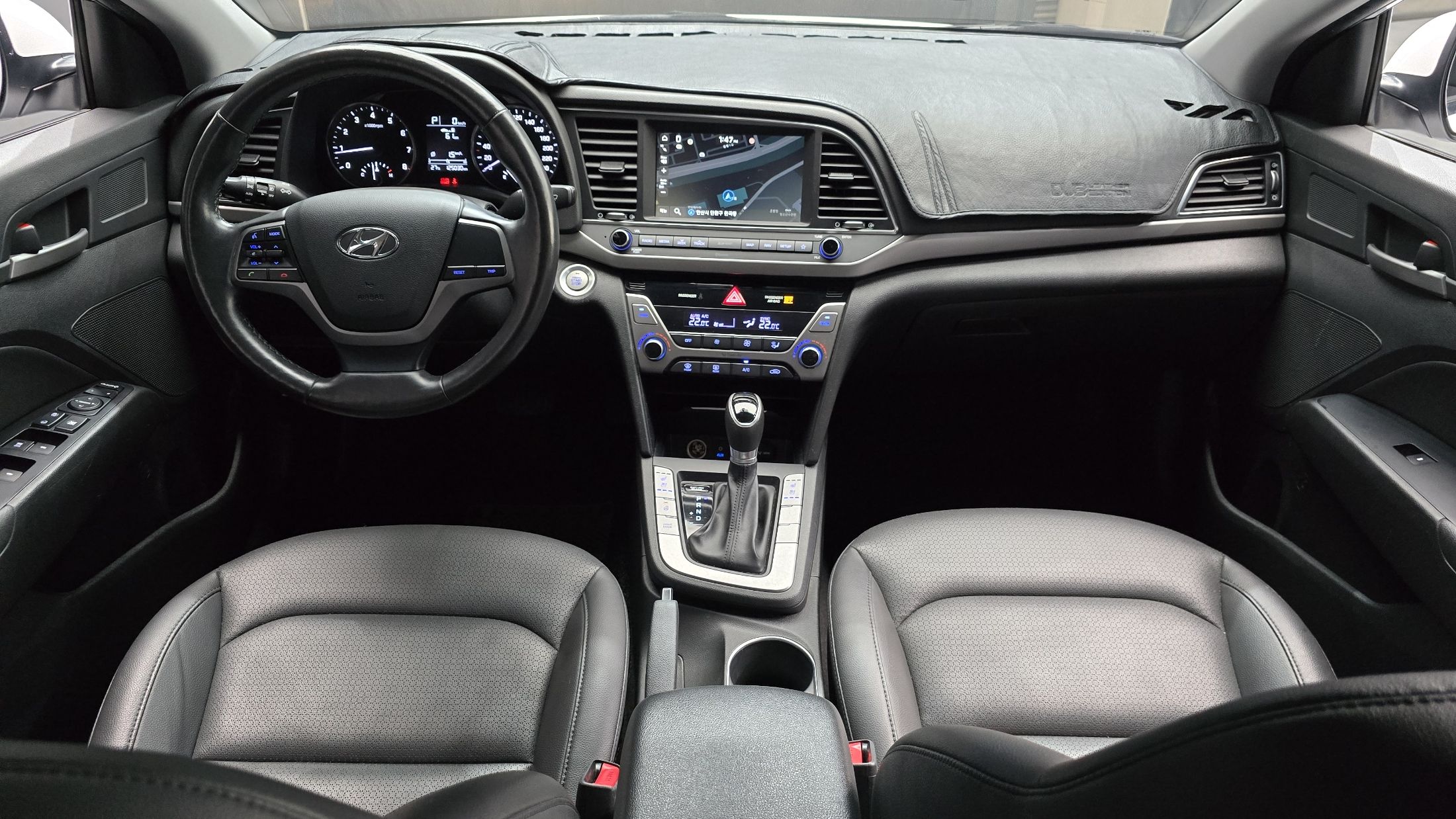 HYUNDAI AVANTE AD 2017