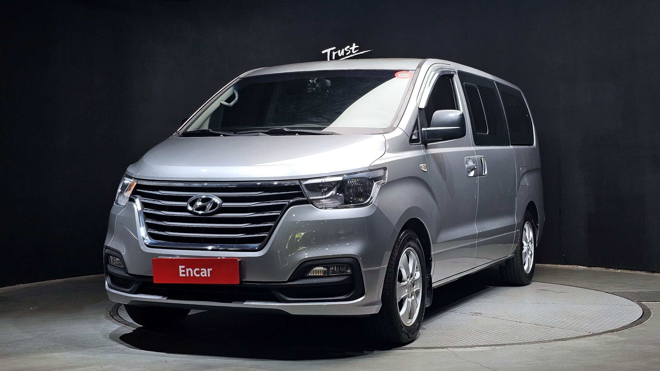 HYUNDAI STAREX GRAND