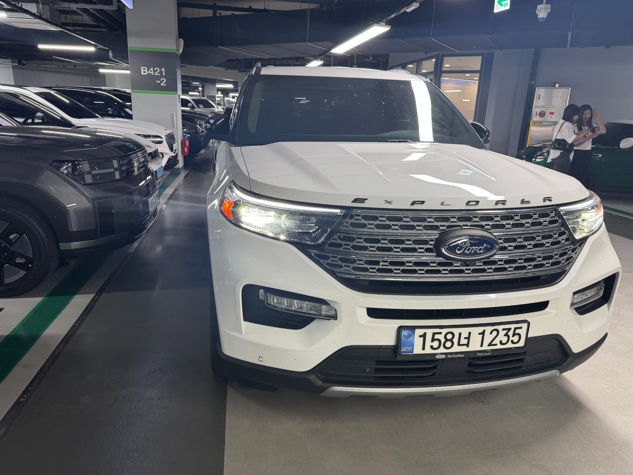 FORD EXPLORER