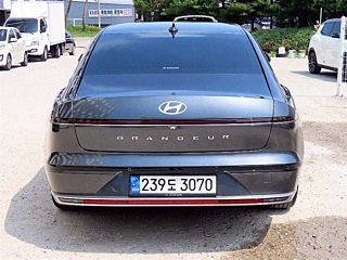 HYUNDAI GRANDEUR HYBRID GN7 2023