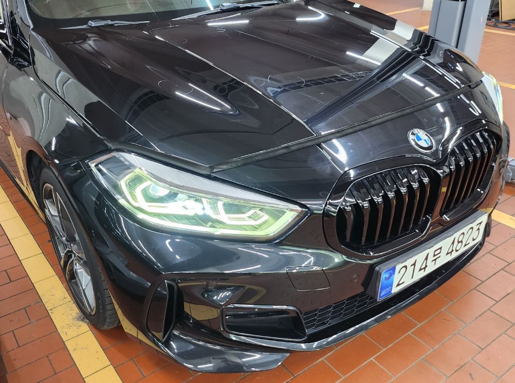 BMW 1-SERIES F40
