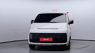 HYUNDAI STARIA 2024