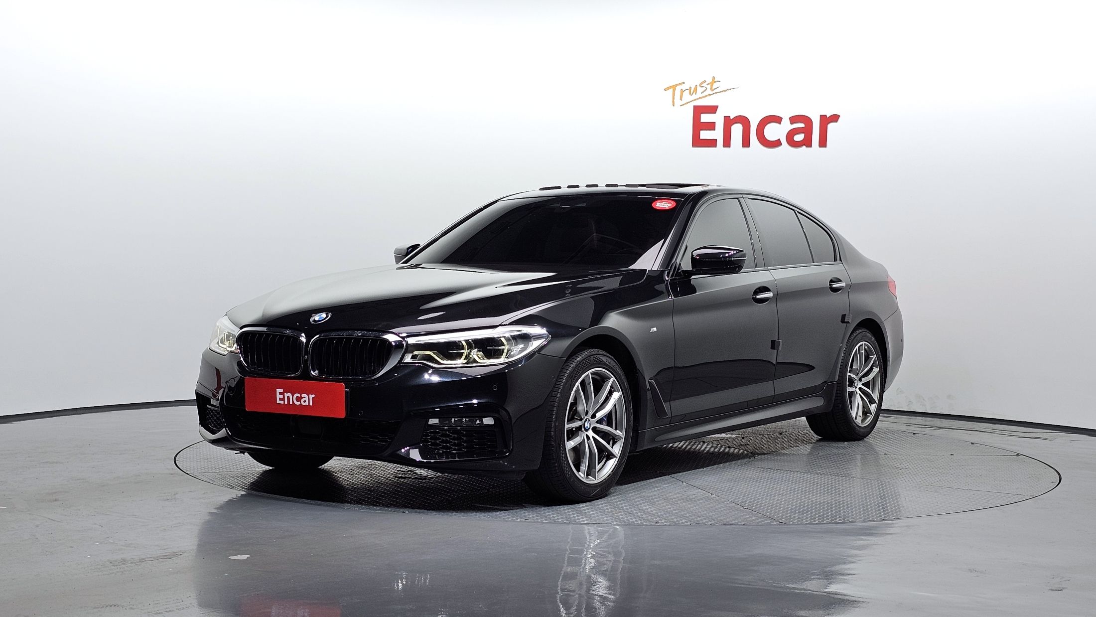 BMW 5-SERIES G30 2017