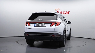 HYUNDAI TUCSON NX4 2021