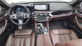 BMW 5-SERIES G30 2021