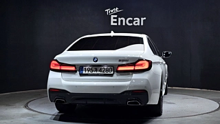 BMW 5-SERIES G30 2021