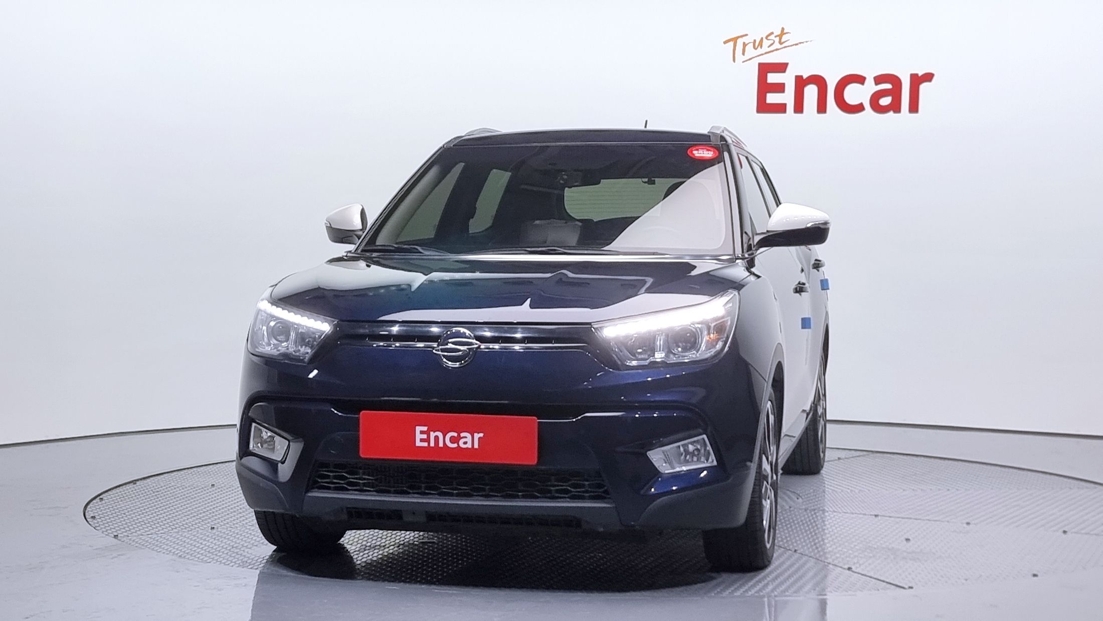 SSANGYONG TIVOLI 2015