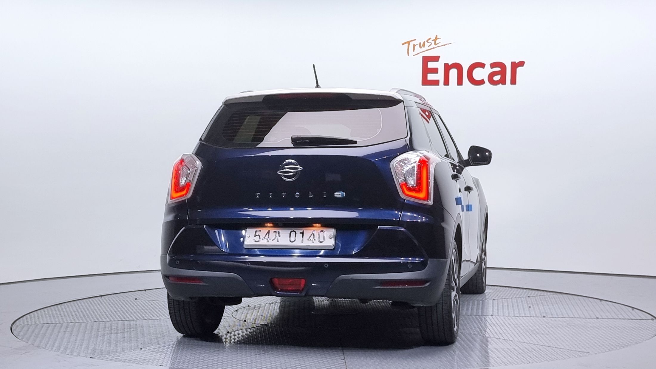 SSANGYONG TIVOLI 2015