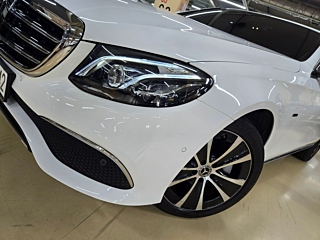 MERCEDES BENZ E-CLASS W213 2020