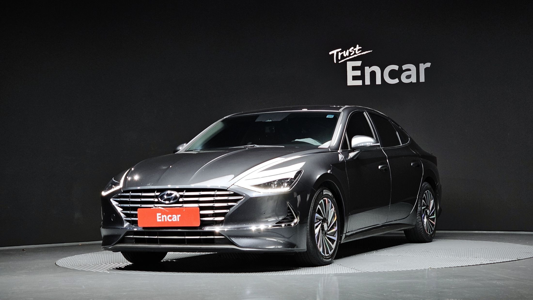 HYUNDAI SONATA HYBRID DN8