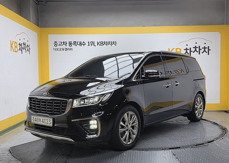KIA CARNIVAL 2019