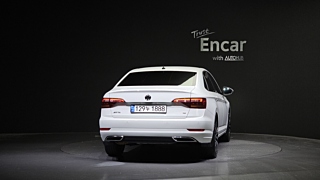 VOLKSWAGEN JETTA 2020
