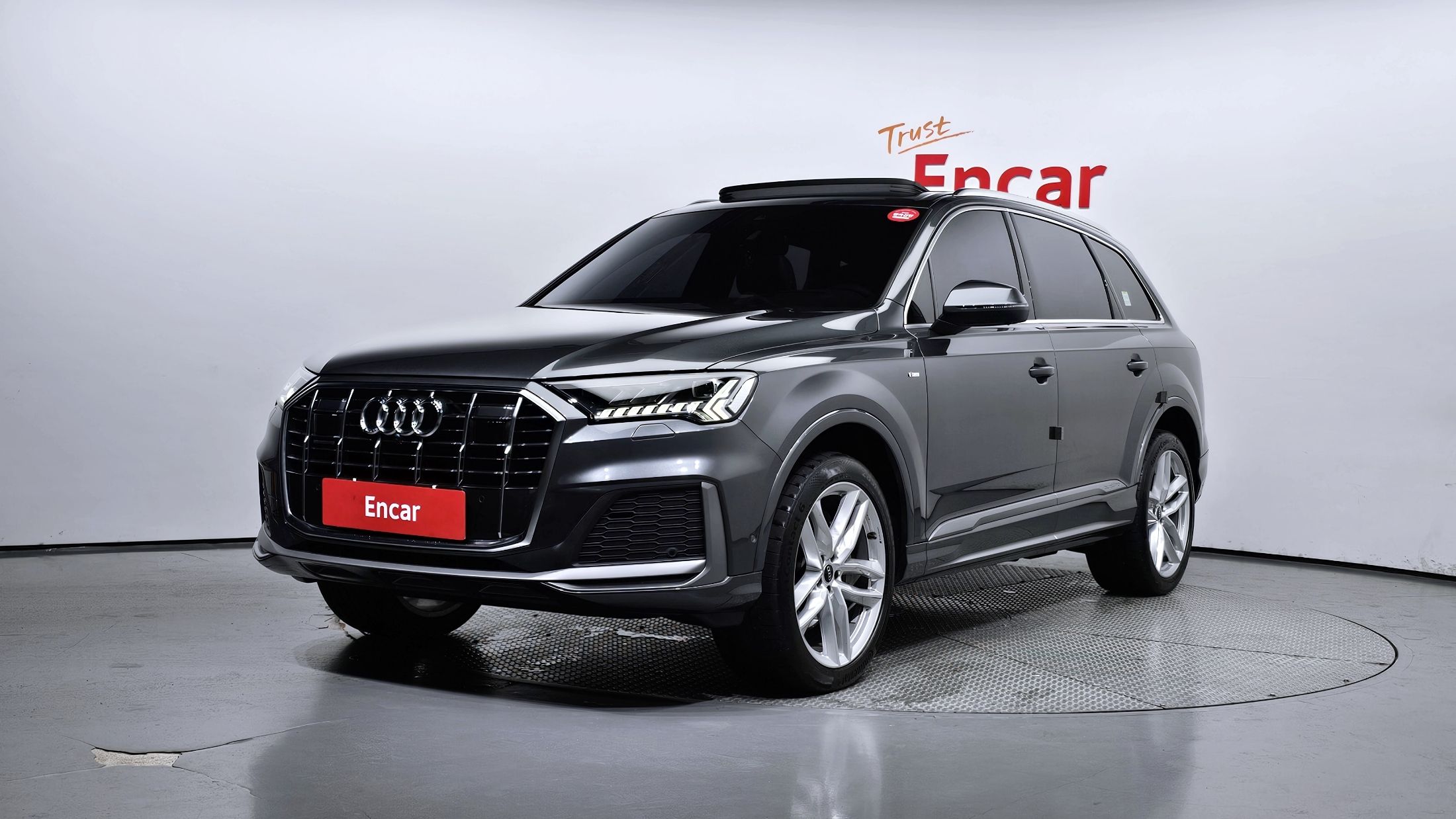 AUDI Q7 4M