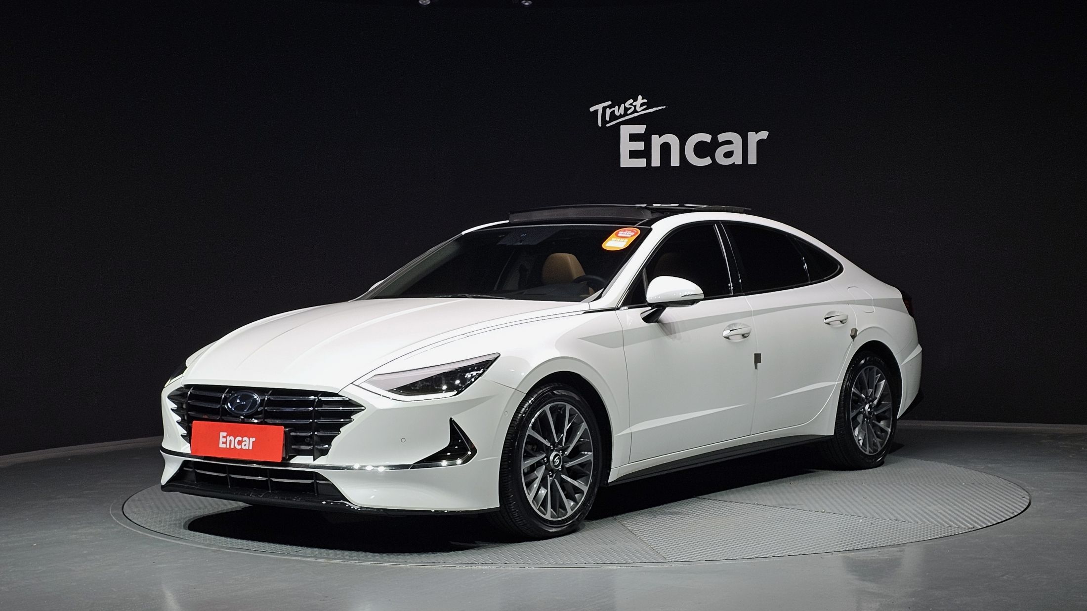 HYUNDAI SONATA DN8 2019