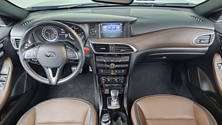 INFINITI Q30 2019
