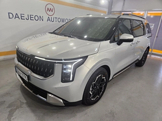 KIA CARNIVAL 2025