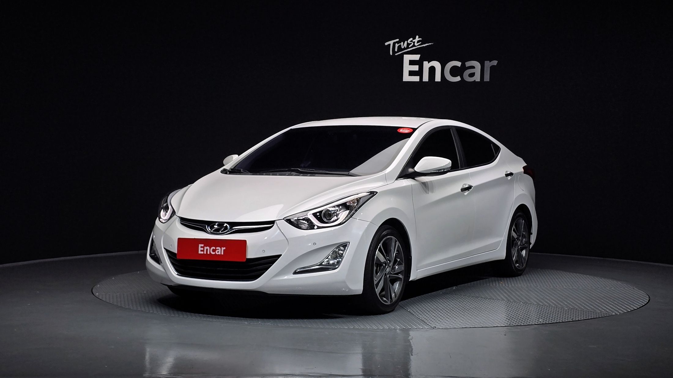 HYUNDAI AVANTE 2013