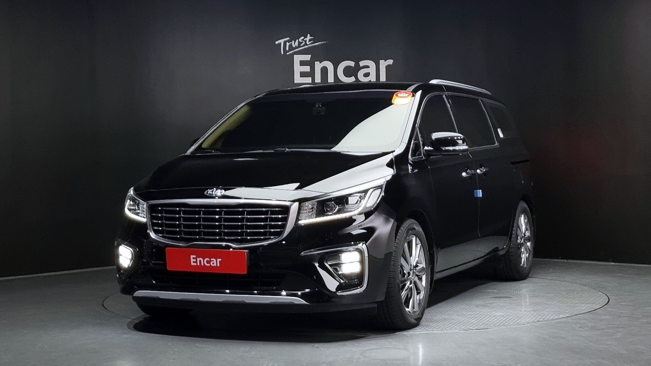 KIA CARNIVAL 2020