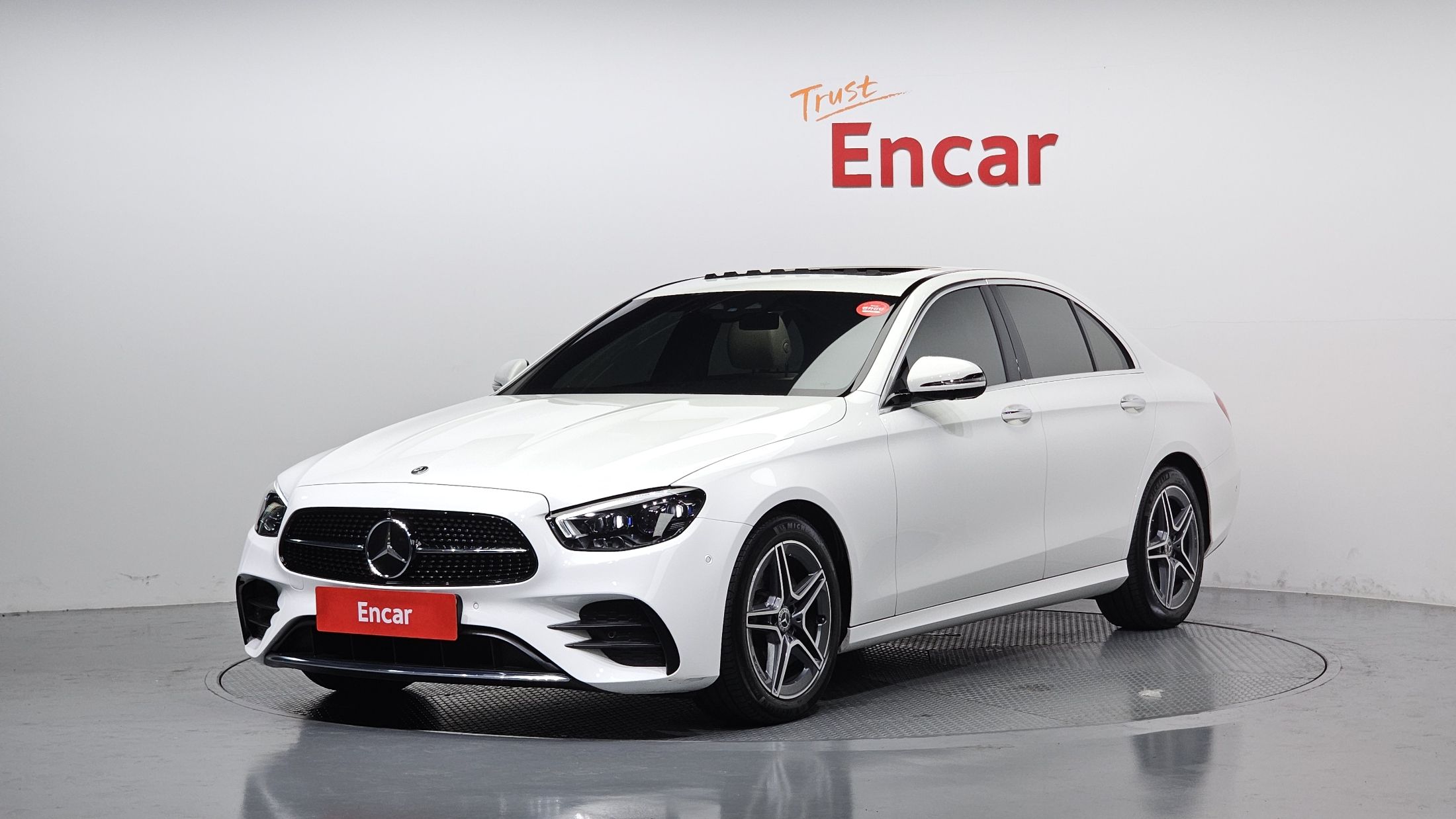 MERCEDES BENZ E-CLASS W213 2023