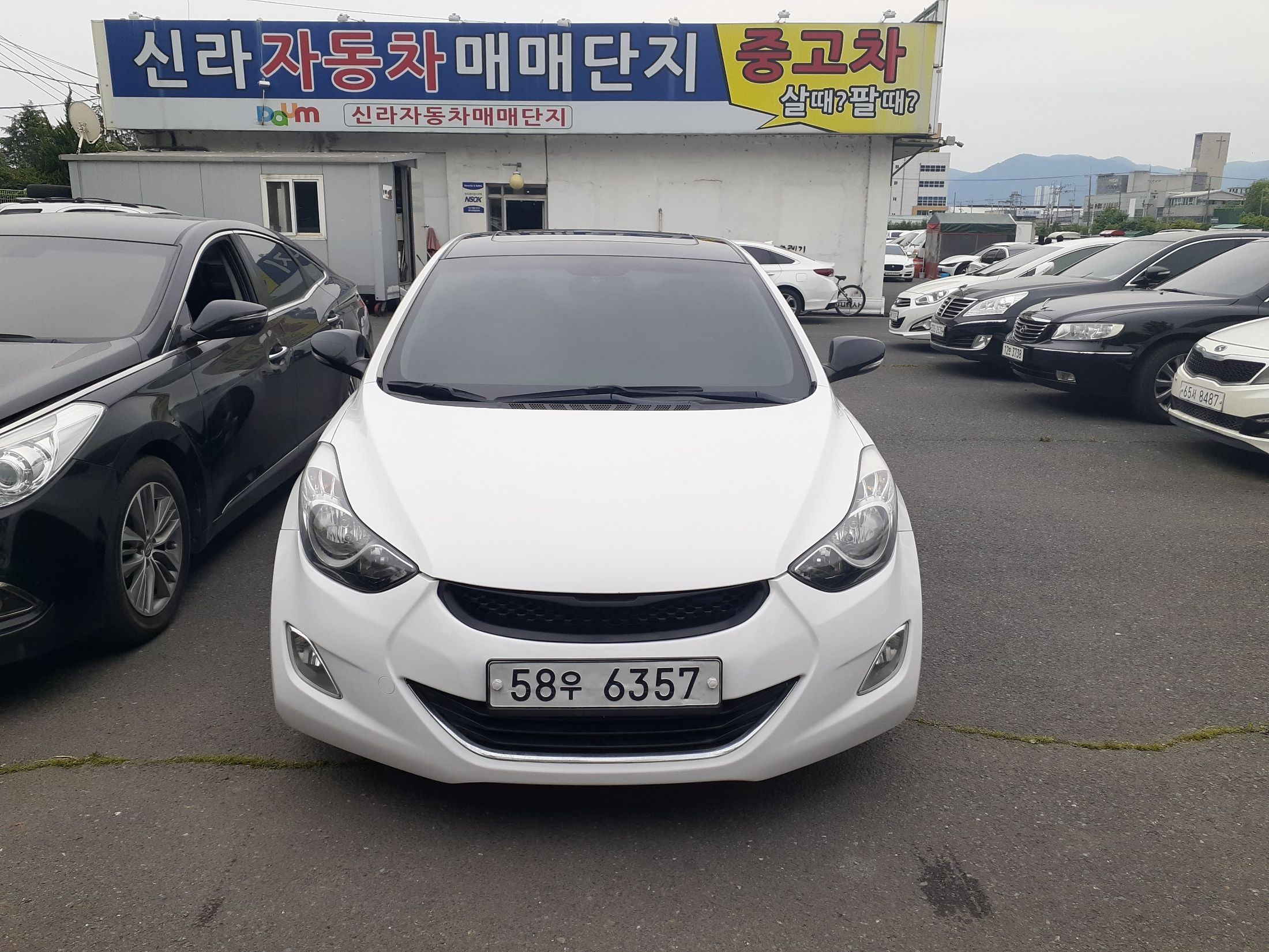 HYUNDAI AVANTE MD 2013