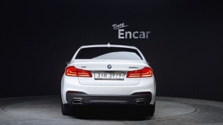 BMW 5-SERIES G30 2018