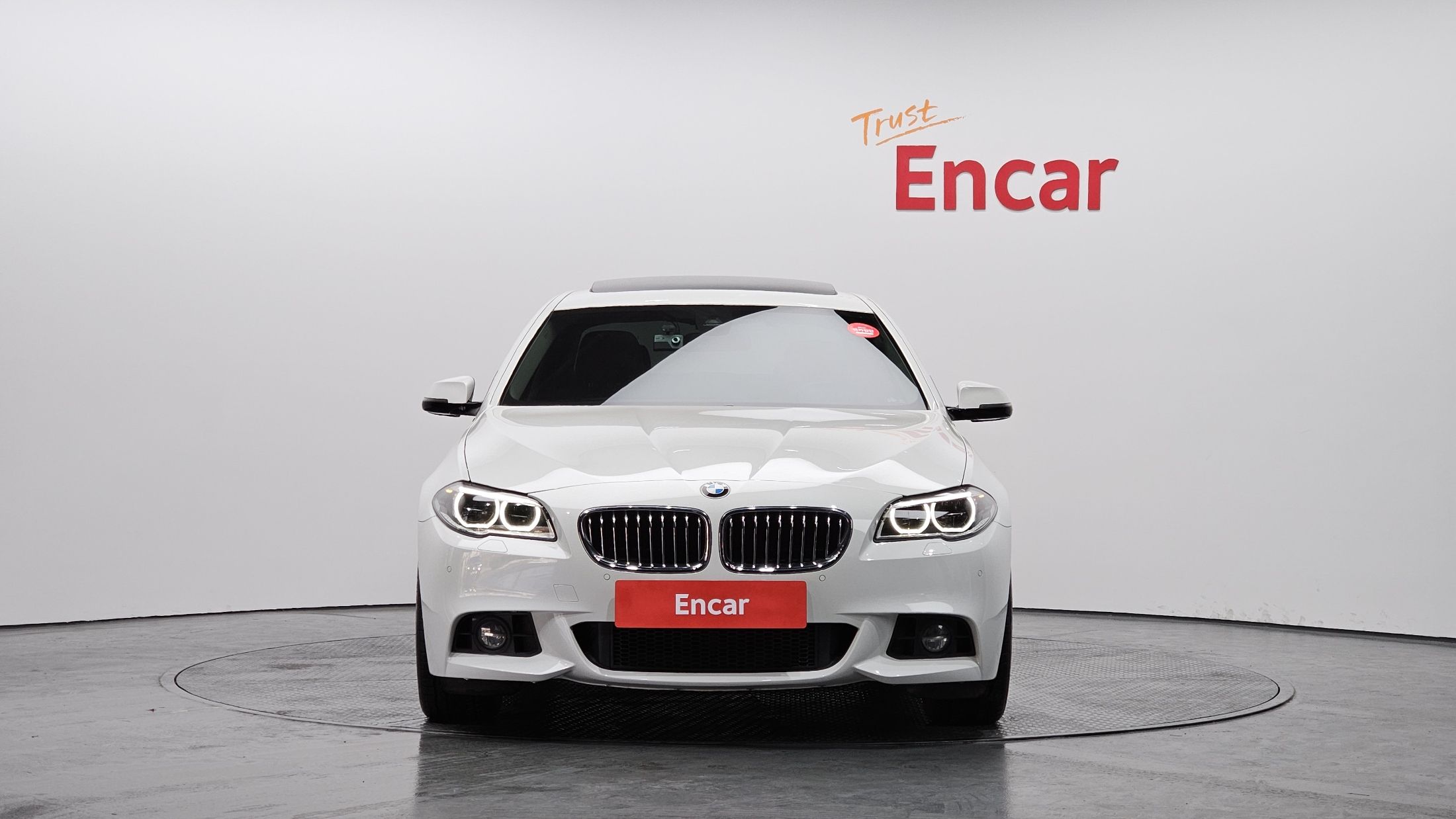 BMW 5-SERIES F10 2016