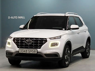 HYUNDAI VENUE