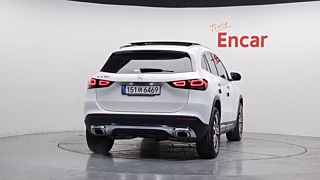 MERCEDES BENZ GLA-CLASS H247 2021