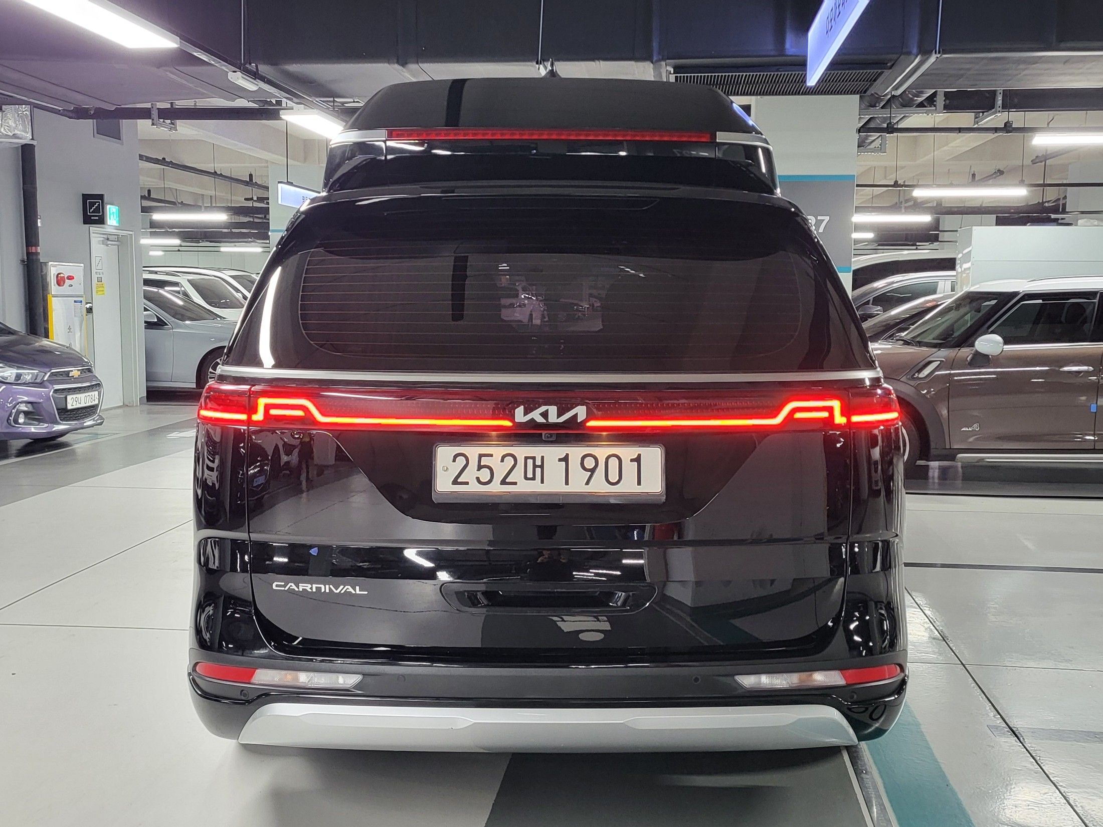 KIA CARNIVAL 2021