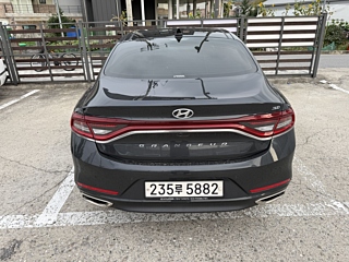 HYUNDAI GRANDEUR IG 2017
