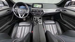 BMW 5-SERIES G30 2018