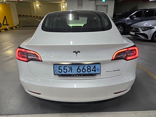 TESLA MODEL 3 2020
